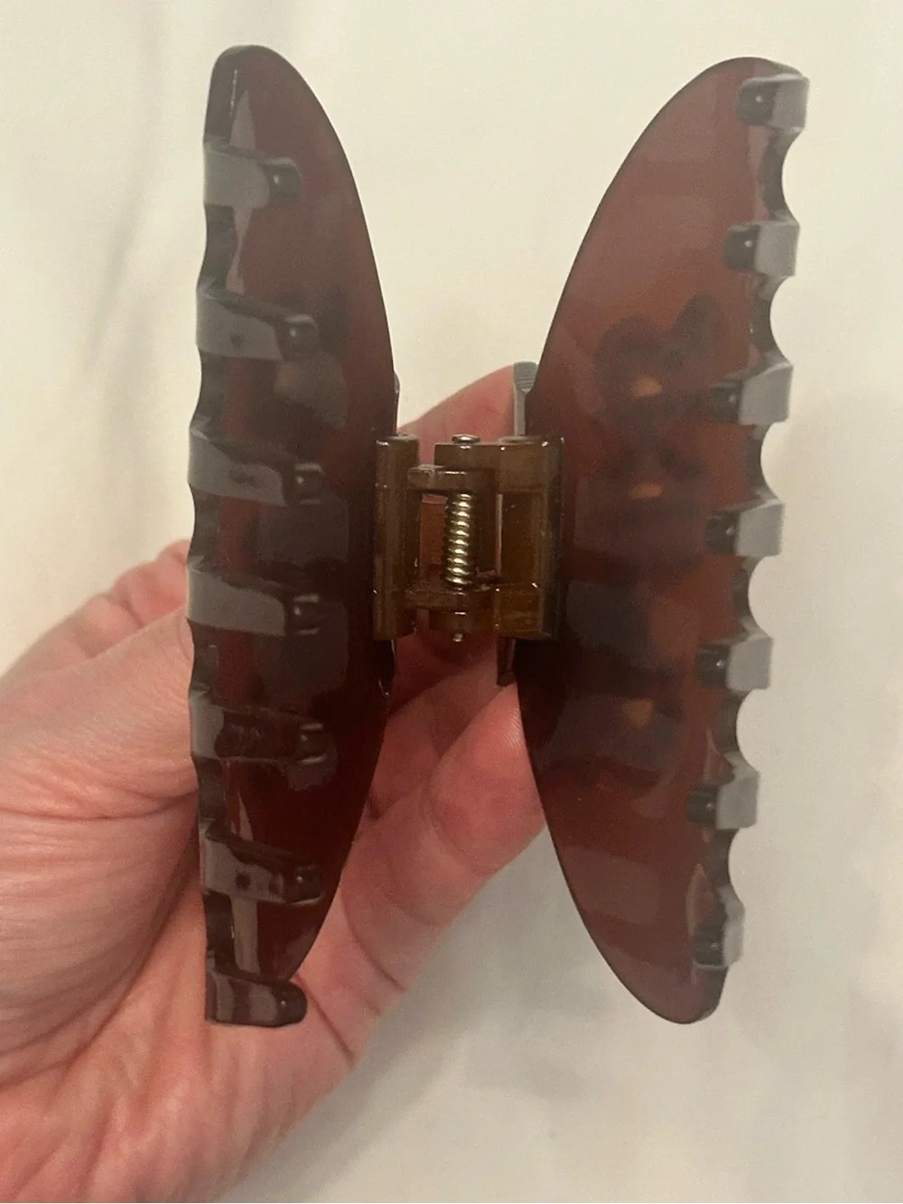 Skims Brown Claw Clip